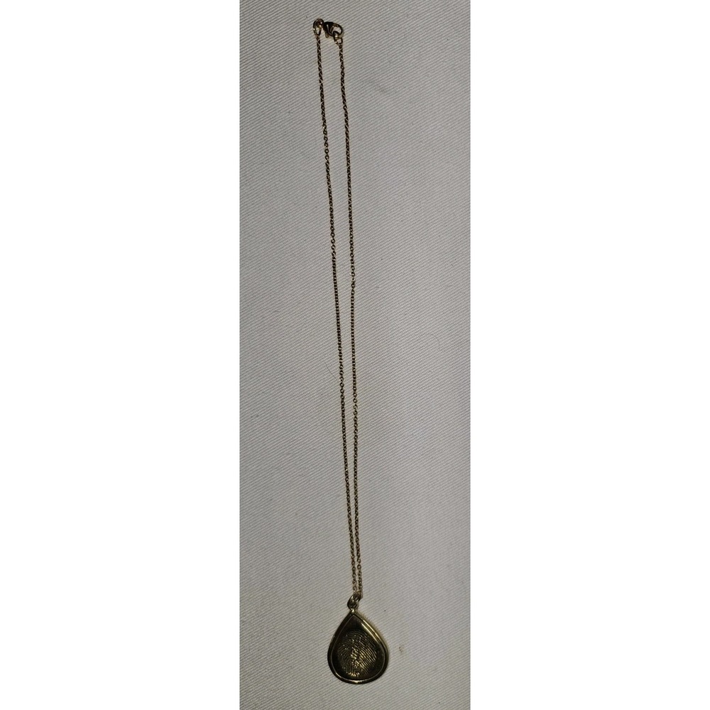 Gold Tone Fingerprint Teardrop Pendant Necklace Engraved Army Wife 14 Inch Chain